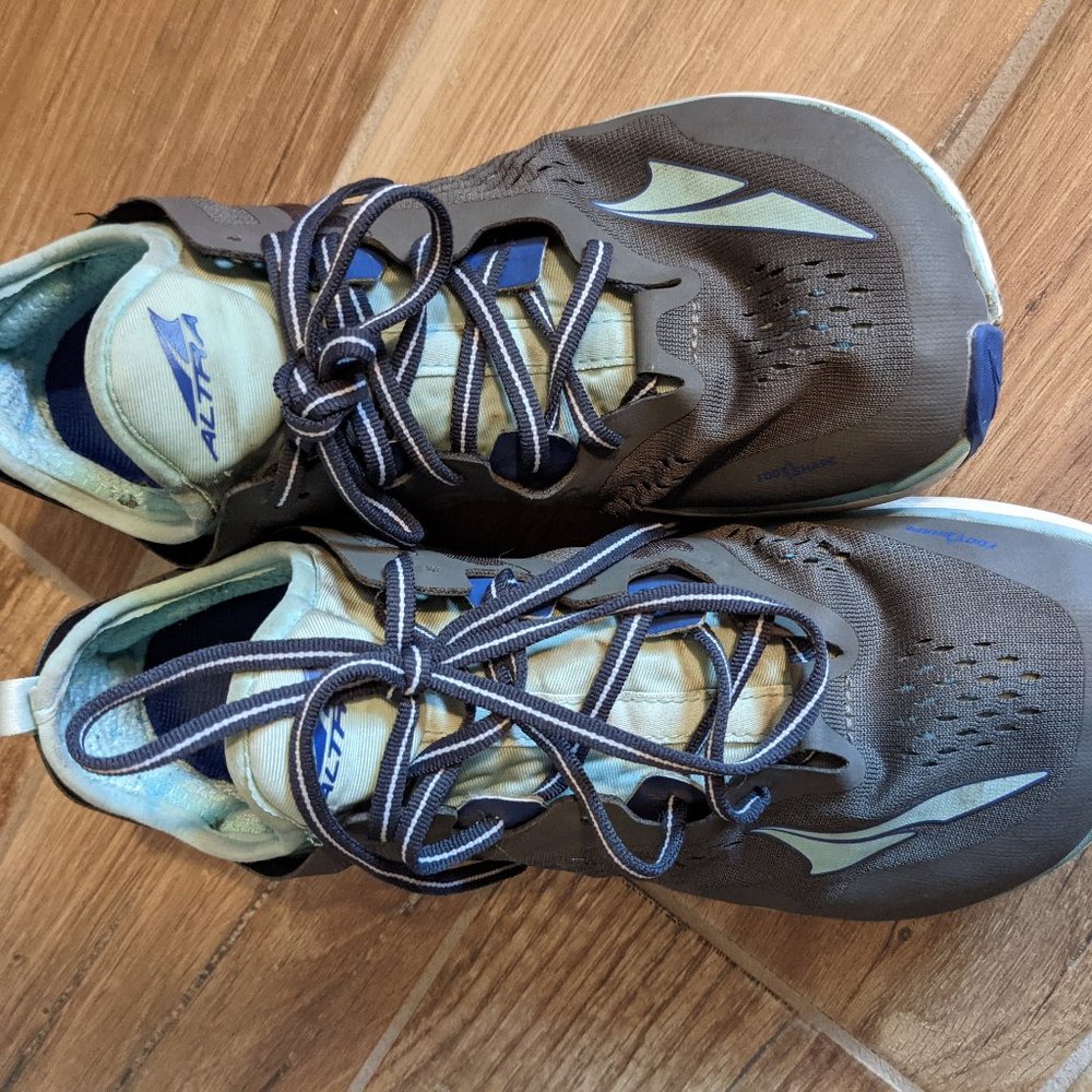 Alta zero rise running shoes Women 9.5